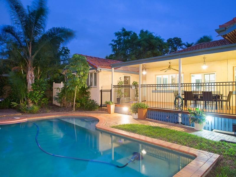 74 Bolan Street, Bulimba QLD 4171