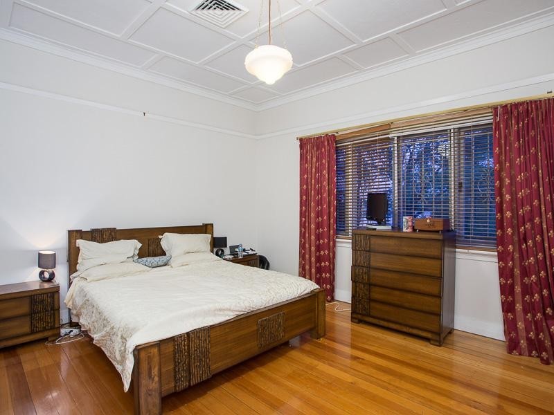 74 Bolan Street, Bulimba QLD 4171