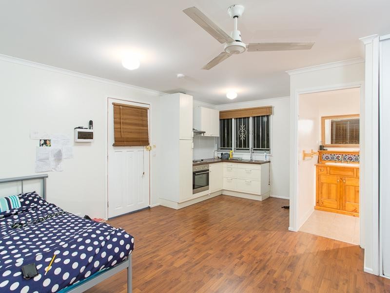 74 Bolan Street, Bulimba QLD 4171