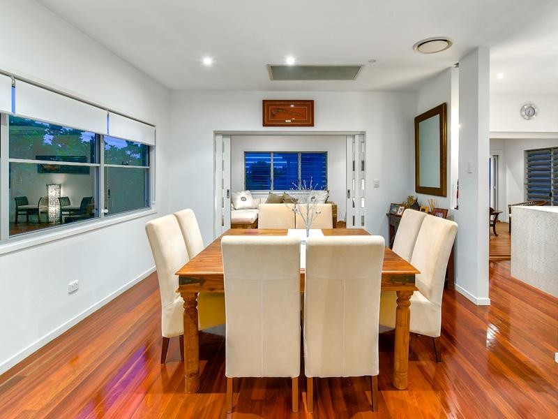 87 Stuart Street, Bulimba QLD 4171