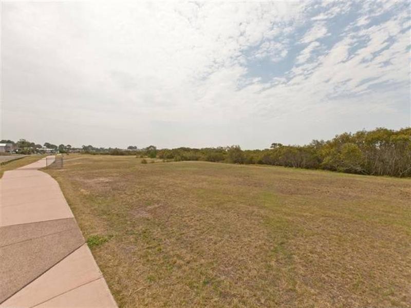 8 Price Avenue, Birkdale QLD 4159