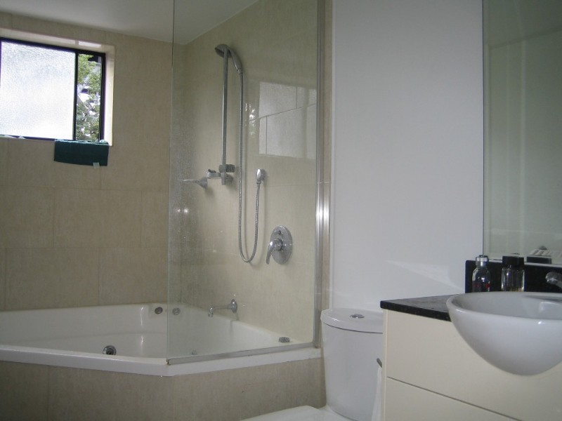 54 Mackenzie Street, Kangaroo Point QLD 4169