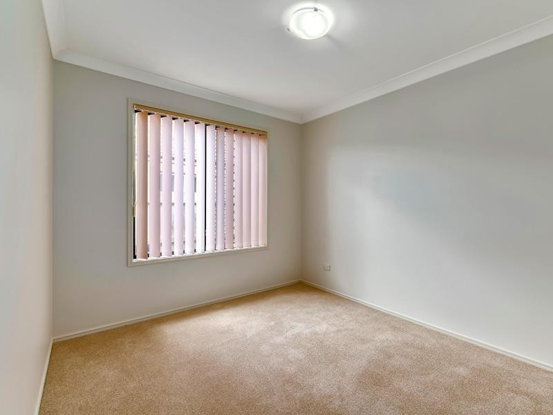 19 Clearmount Crescent, Carindale QLD 4152