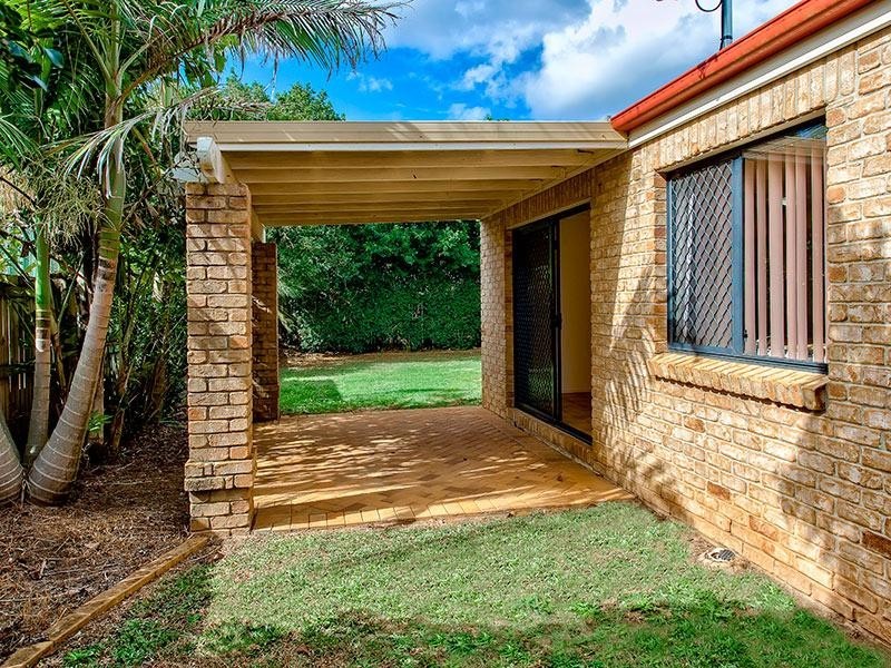 19 Clearmount Crescent, Carindale QLD 4152