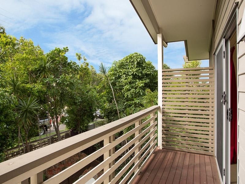 1/135 Grosvenor Street, Morningside QLD 4170