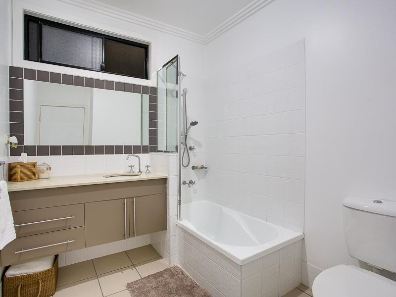 137 Bulimba Street, Bulimba QLD 4171