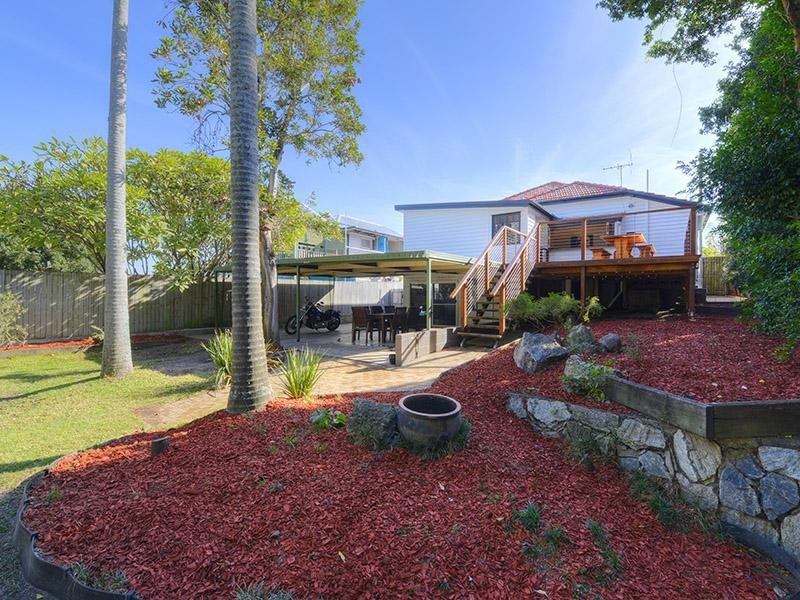 69 Lewis Street, Camp Hill QLD 4152