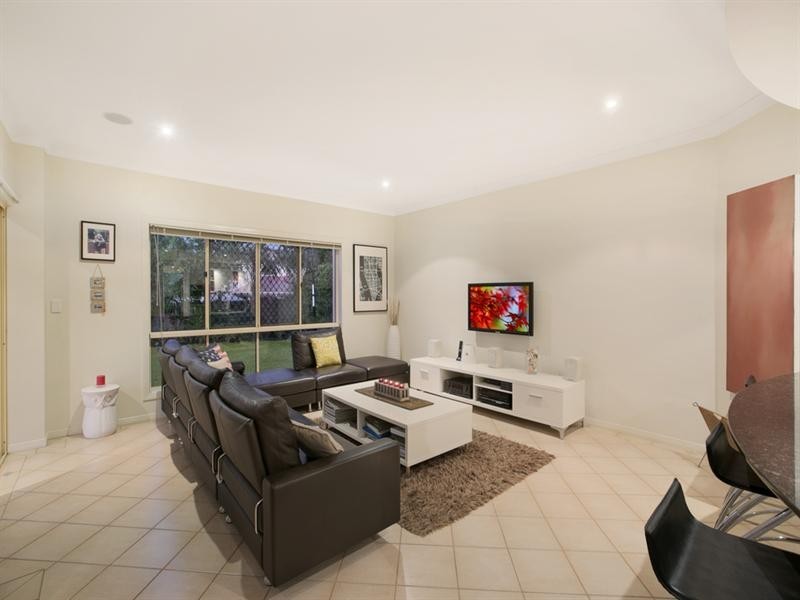 48 Delaney Circuit, Carindale QLD 4152