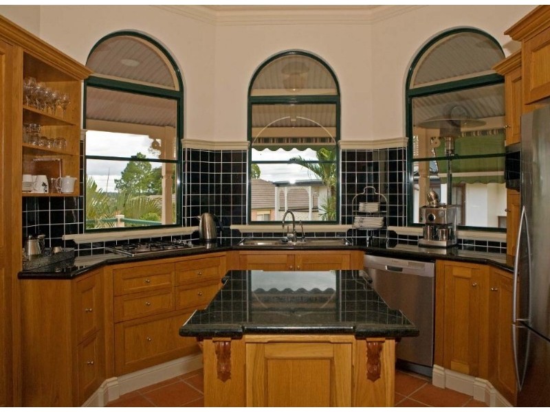 7 Ewer Street, Carindale QLD 4152