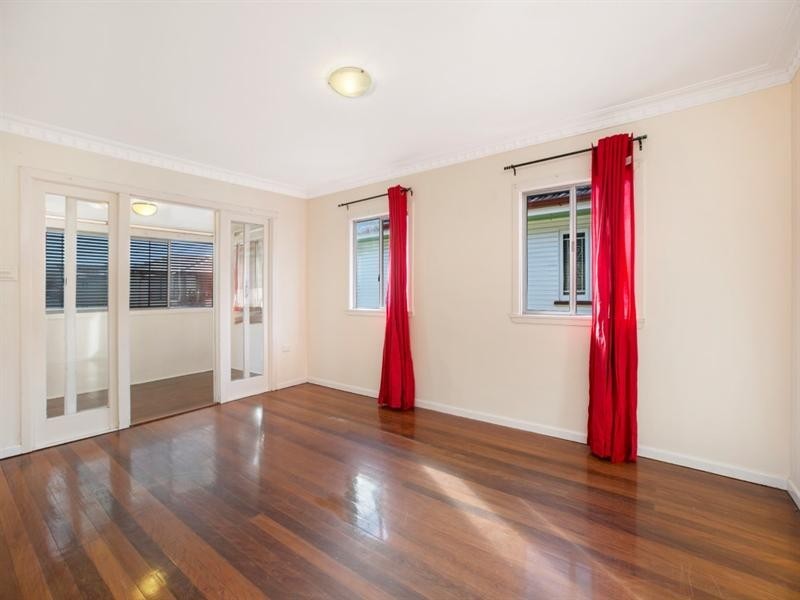 115 Chaucer Street, Moorooka QLD 4105