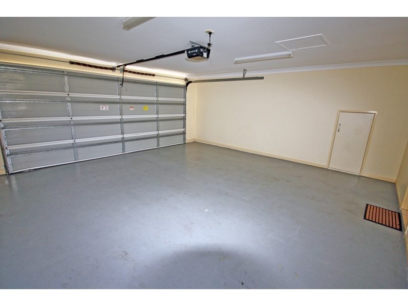 12 Mizen Place, Holland Park West QLD 4121