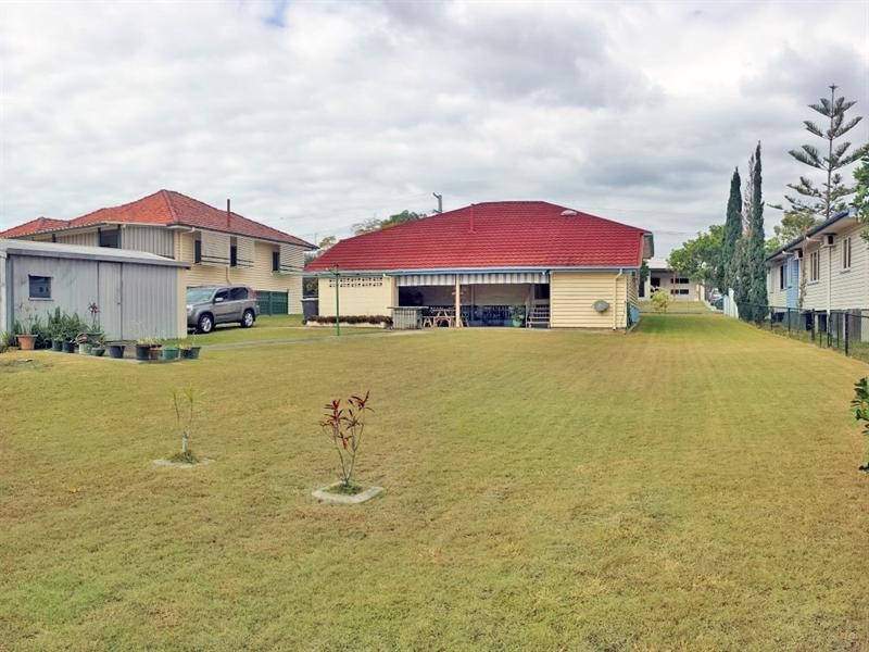 36 Shrapnel Road, Cannon Hill QLD 4170