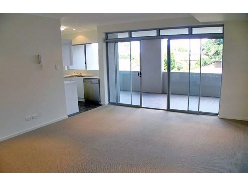 8/5 Thornlake Court, Tingalpa QLD 4173