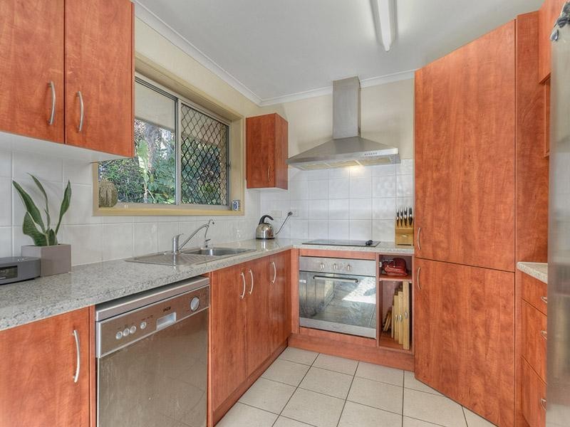 42 Oberon Street, Morningside QLD 4170