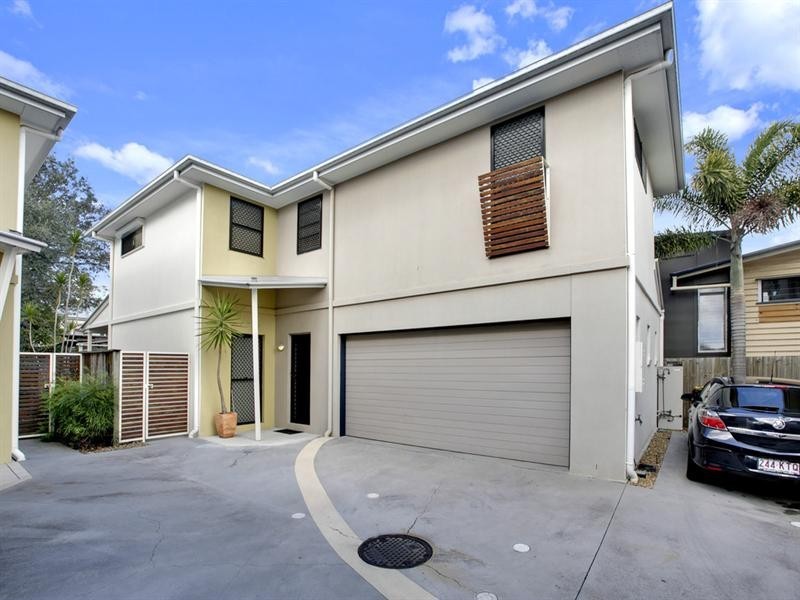 369a Hawthorne Road, Hawthorne QLD 4171