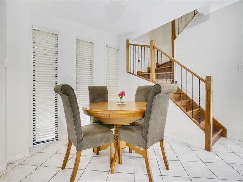 369a Hawthorne Road, Hawthorne QLD 4171