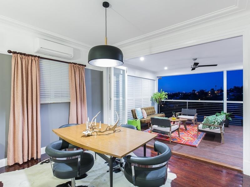 4 Prout Street, Camp Hill QLD 4152