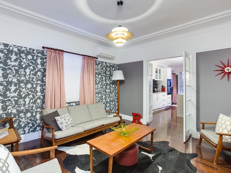4 Prout Street, Camp Hill QLD 4152