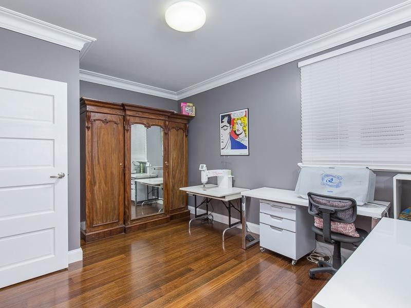 4 Prout Street, Camp Hill QLD 4152