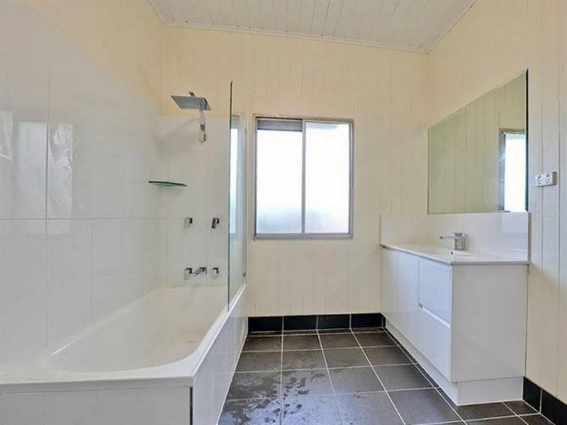 11 Kennedy Terrace, East Brisbane QLD 4169