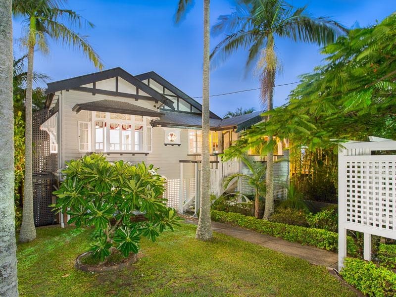 160 Virginia Avenue, Hawthorne QLD 4171