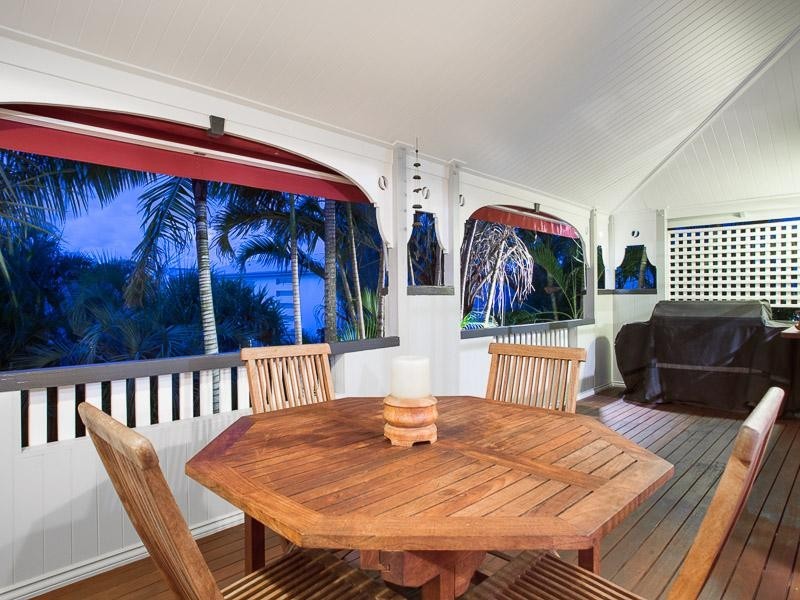 160 Virginia Avenue, Hawthorne QLD 4171