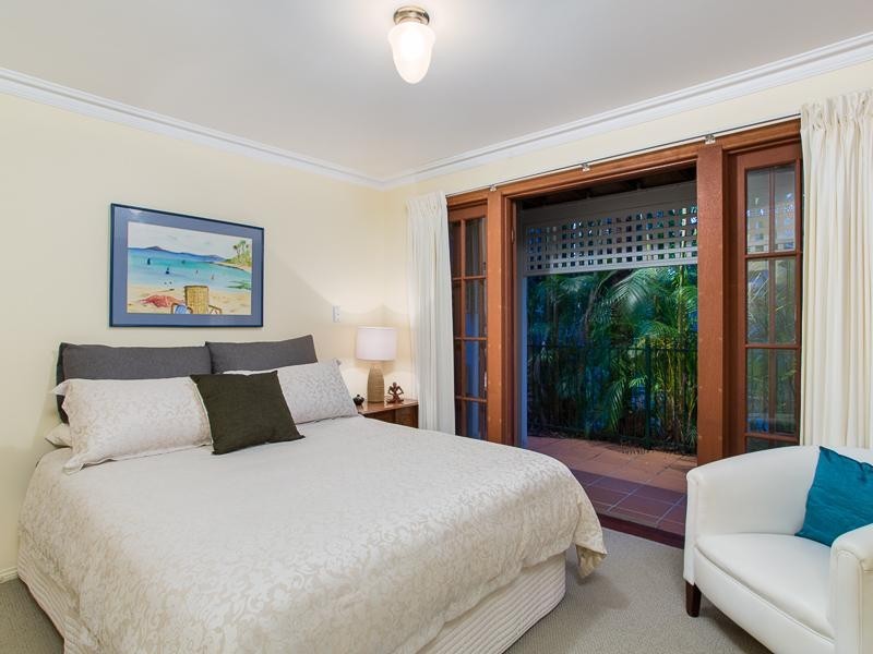 160 Virginia Avenue, Hawthorne QLD 4171