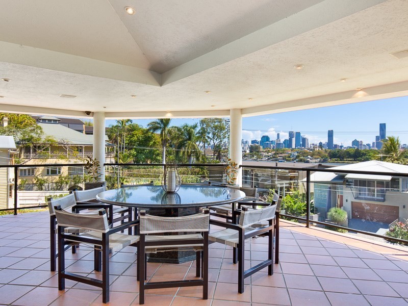 7 Wendell Street, Norman Park QLD 4170