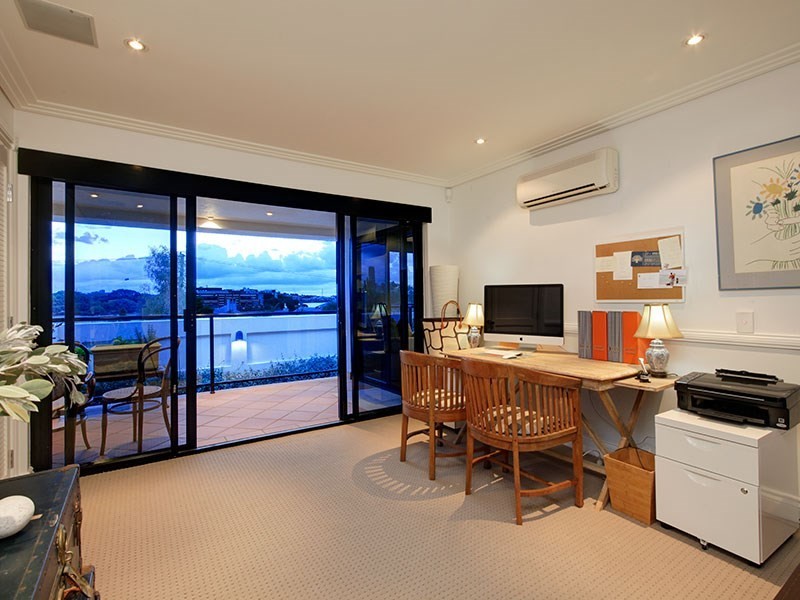 7 Wendell Street, Norman Park QLD 4170