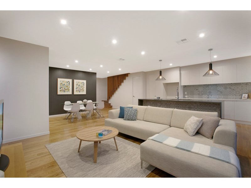 11 Walter Street, Bulimba QLD 4171