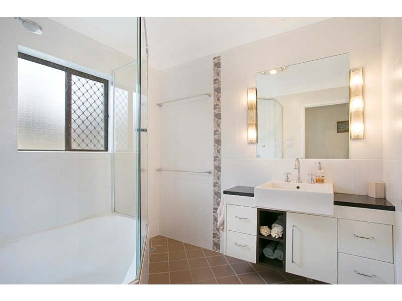 148 Lynne Grove Avenue, Corinda QLD 4075