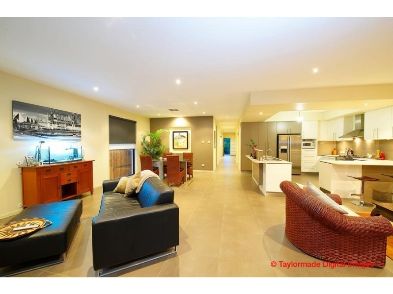 54 Stuart Street, Bulimba QLD 4171