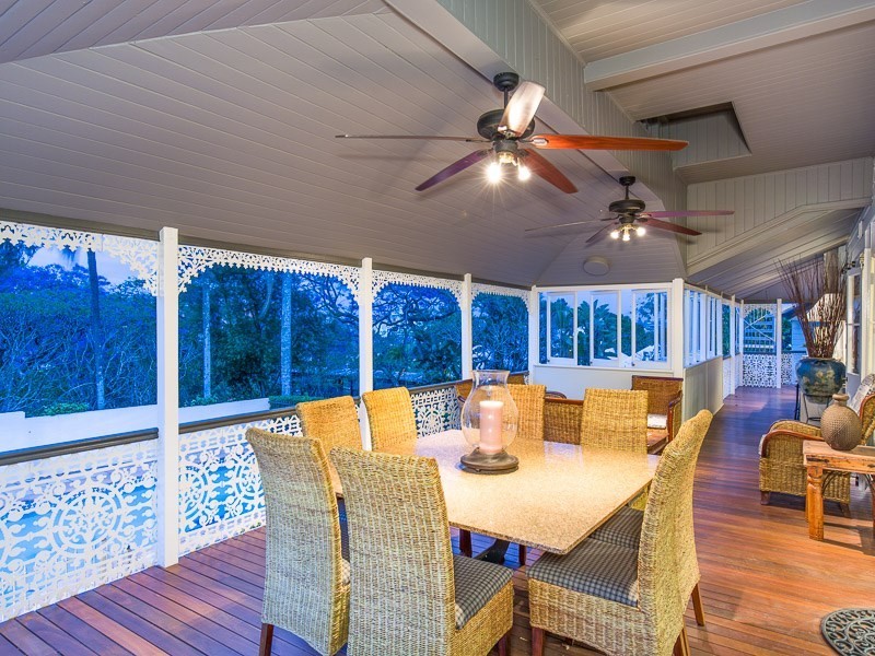 82-84 Ryans Road, St Lucia QLD 4067