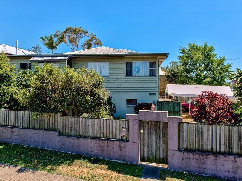 374 Richmond Road, Cannon Hill QLD 4170