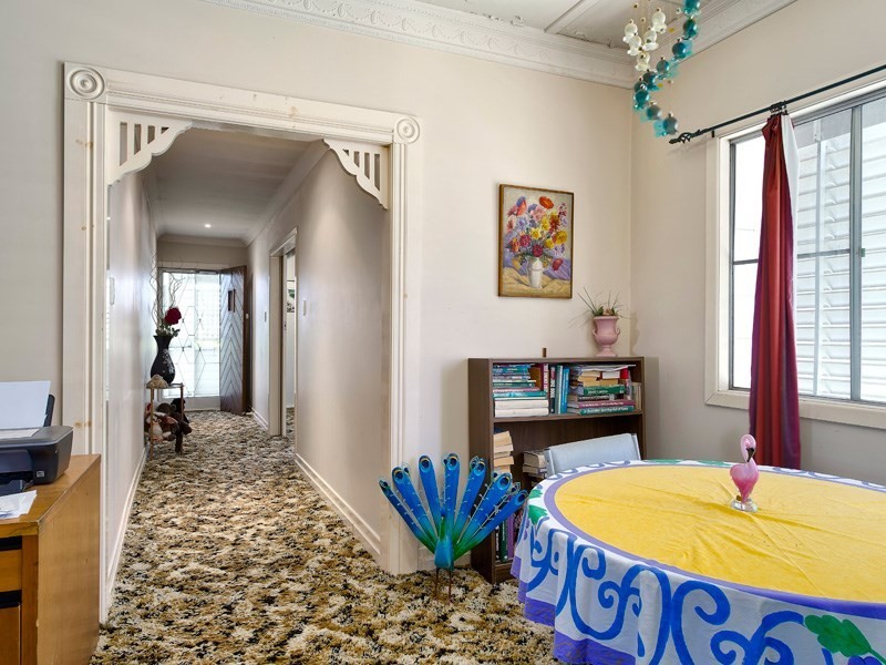 374 Richmond Road, Cannon Hill QLD 4170