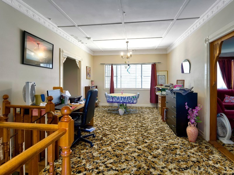 374 Richmond Road, Cannon Hill QLD 4170