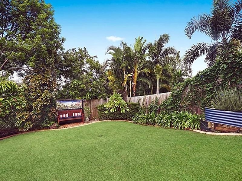 17 Parooba Avenue, Camp Hill QLD 4152