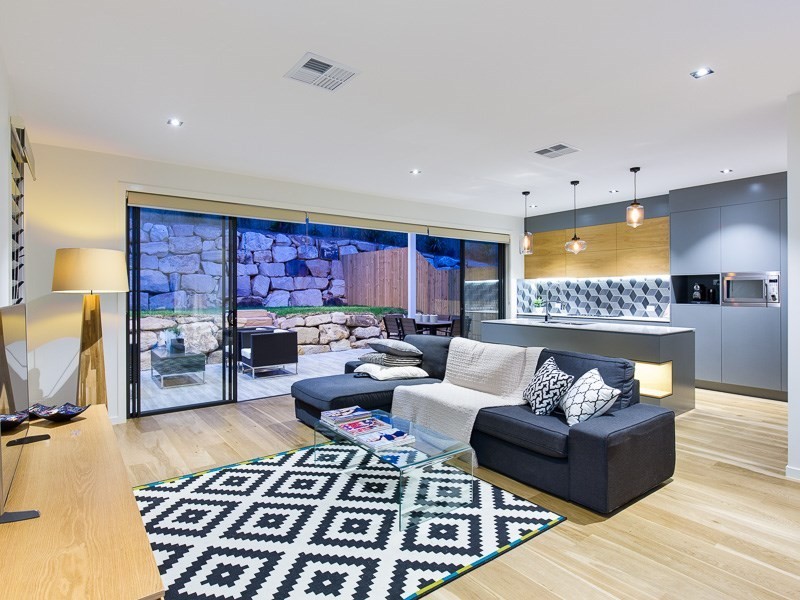 39 Salaria Drive, Seven Hills QLD 4170