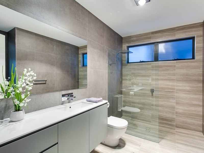 39 Salaria Drive, Seven Hills QLD 4170