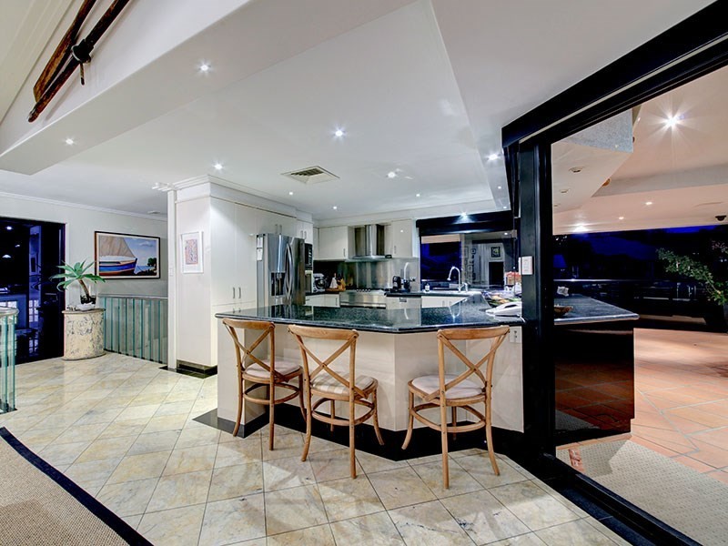 7 Wendell Street, Norman Park QLD 4170