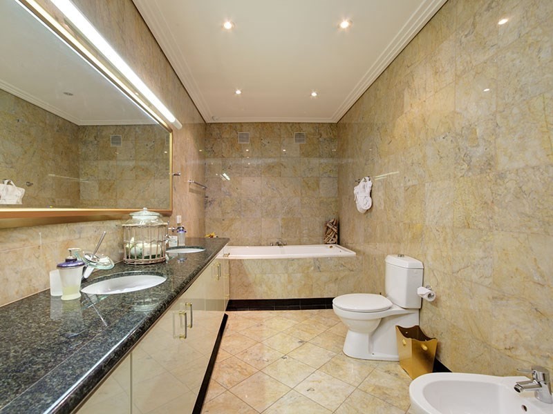 7 Wendell Street, Norman Park QLD 4170