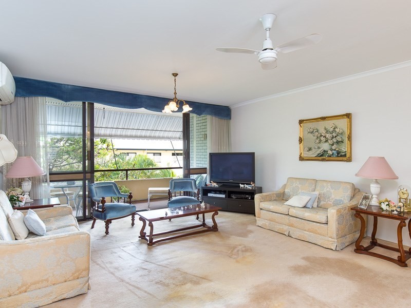 16/11 Shottery Street, Yeronga QLD 4104