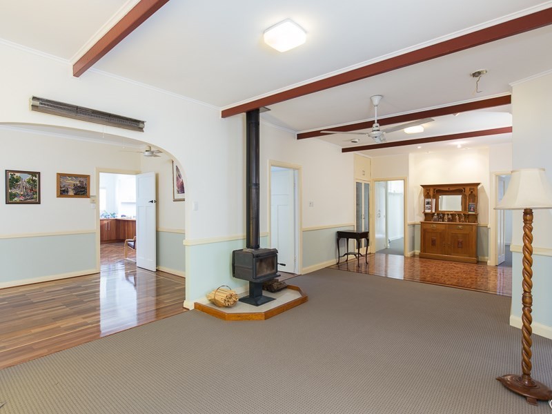 176 Wynnum North Road, Wynnum QLD 4178