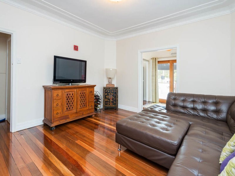 5/845 Logan Road, Holland Park West QLD 4121