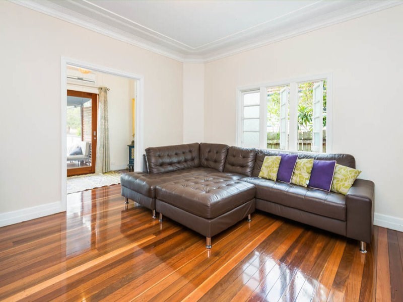 5/845 Logan Road, Holland Park West QLD 4121