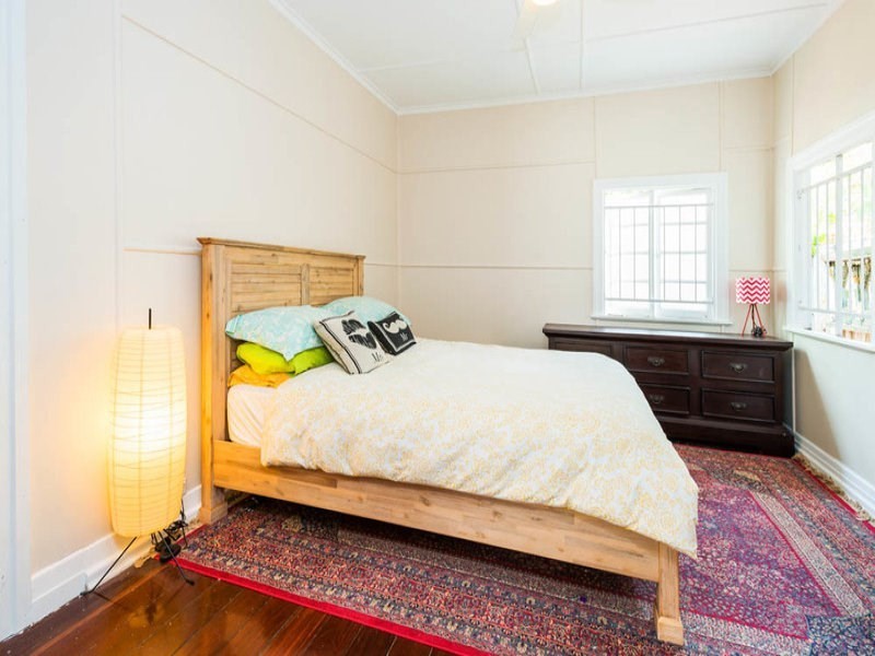 5/845 Logan Road, Holland Park West QLD 4121