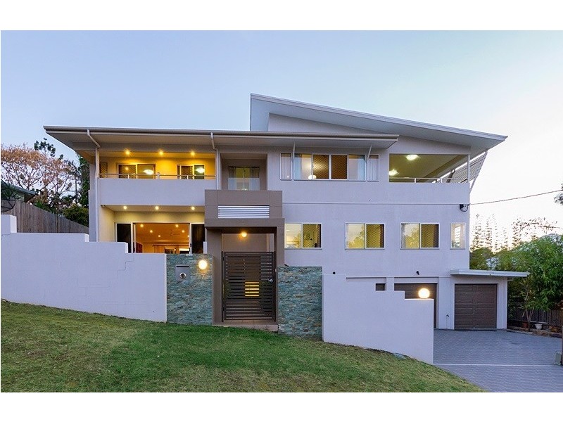 7 Doyle Street, Coorparoo QLD 4151
