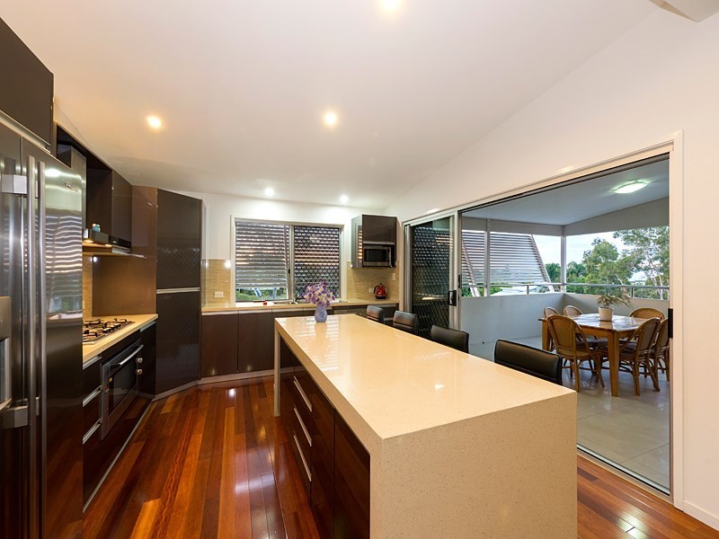 7 Doyle Street, Coorparoo QLD 4151