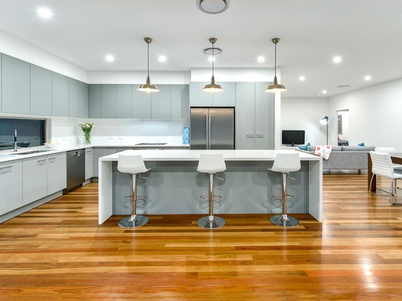 98 Victoria Street, Morningside QLD 4170