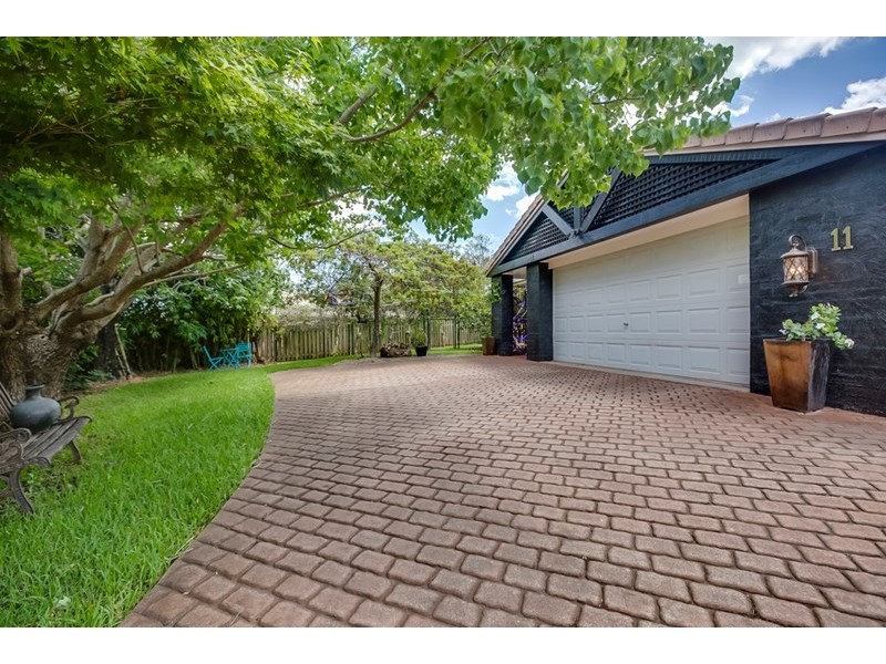 11 Tuna Street, Manly West QLD 4179